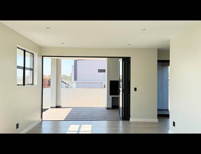 4 BEDROOM HOUSE FOR SALE IN FOUNTAINBROOK ESTATE
